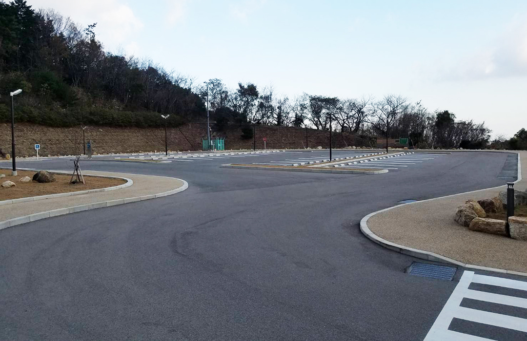 河内長野市営斎場／駐車場