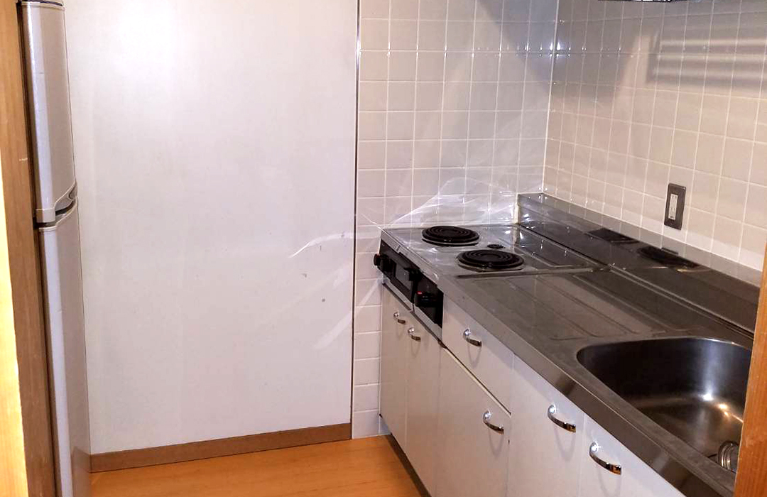 大阪市立葬祭場やすらぎ天空館／2階親族控室キッチン